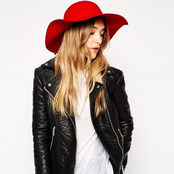 🎉 HOST PICK 🎉 - HOT PINK Wide Brim Floppy Hat - Picture 3 of 3